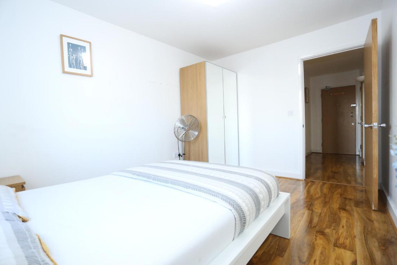 Lovely View 2 Beds 2 Bath Apartment, Londra Dış mekan fotoğraf