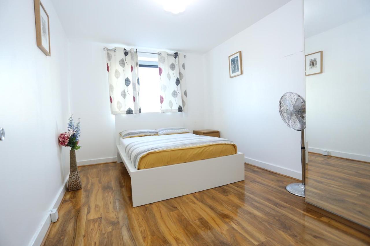 Lovely View 2 Beds 2 Bath Apartment, Londra Dış mekan fotoğraf