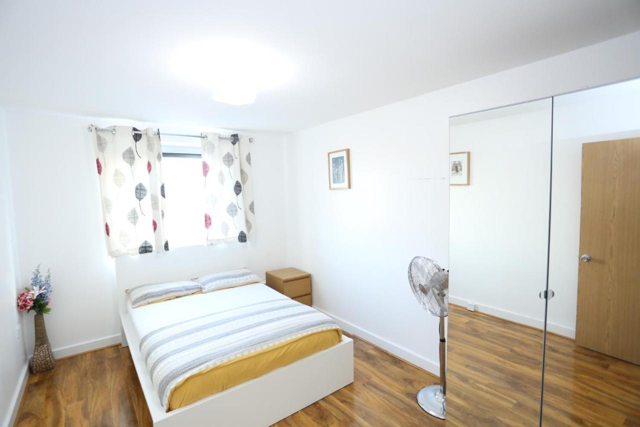 Lovely View 2 Beds 2 Bath Apartment, Londra Dış mekan fotoğraf
