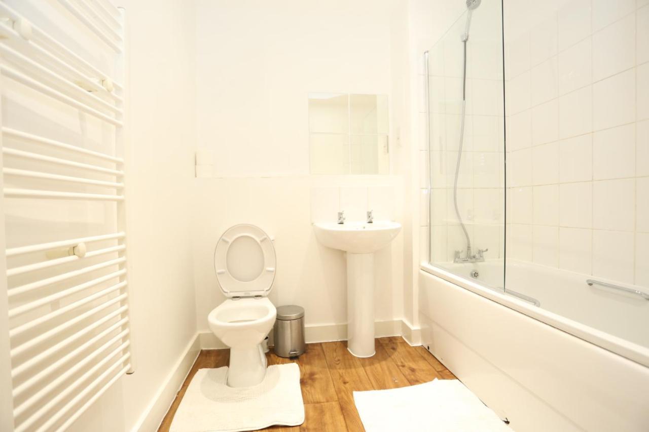 Lovely View 2 Beds 2 Bath Apartment, Londra Dış mekan fotoğraf